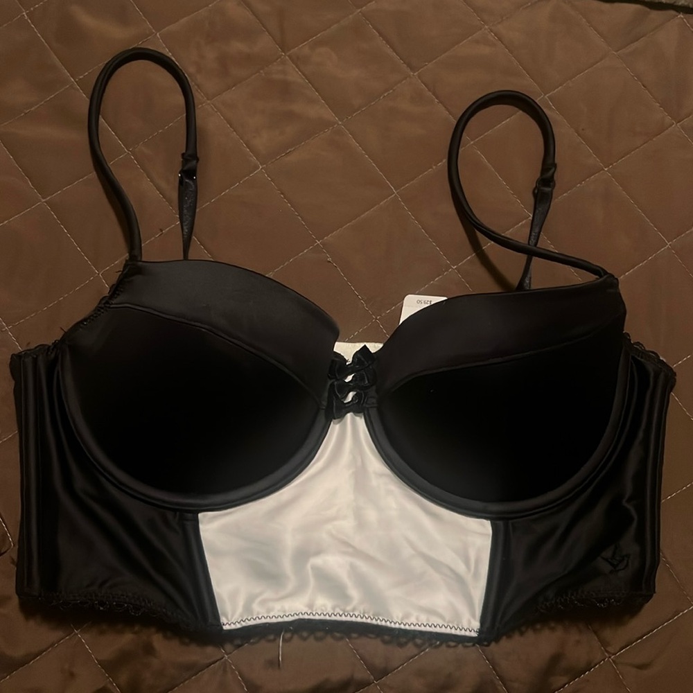 Aerie top